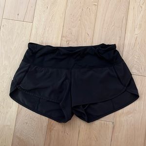 Lululemon Black Speed Up shorts